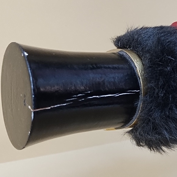 Nutcracker Guard Uniform Rifle Solid Wood Soldier Blue Red Gold Black White - Picture 9 of 9